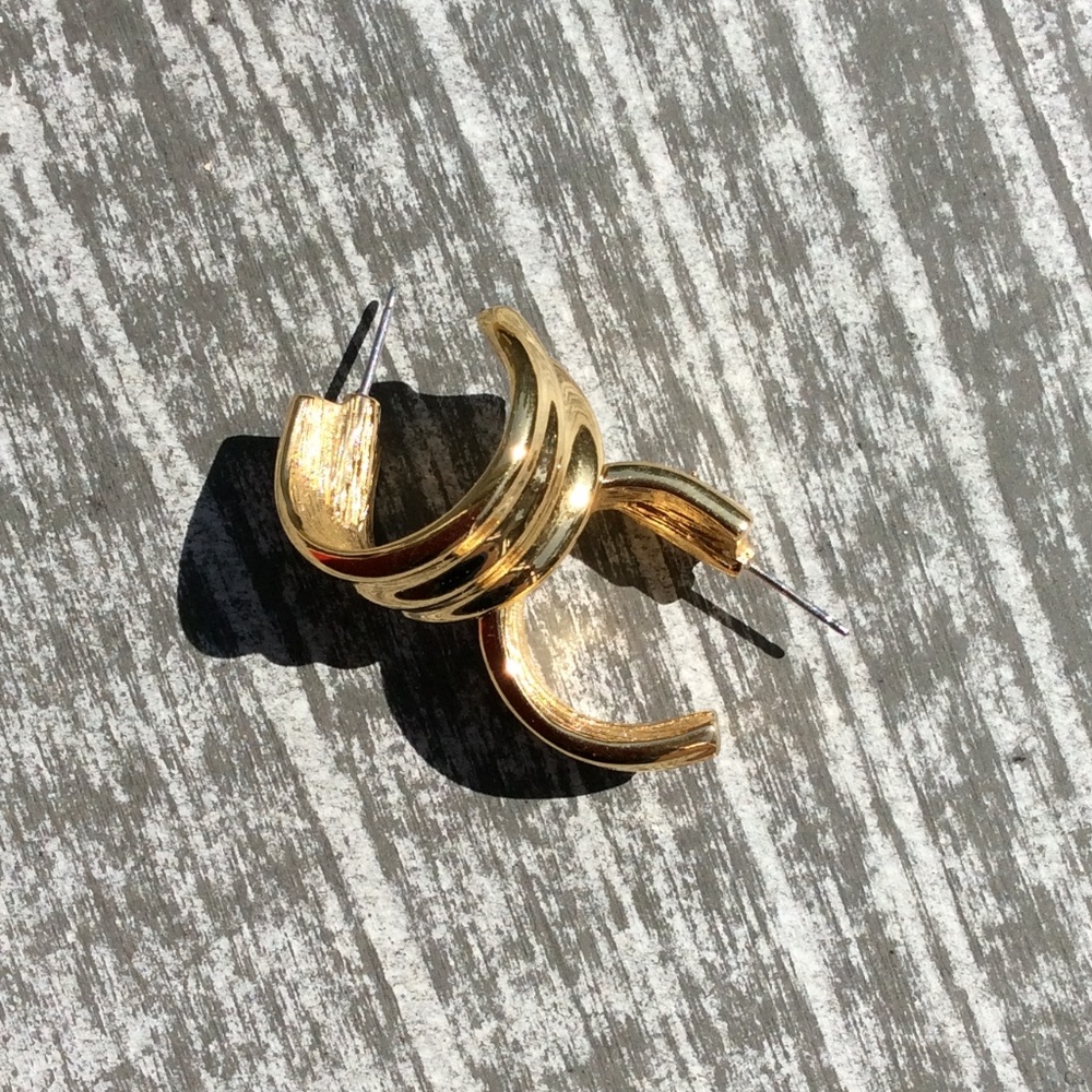 Givenchy Half Loop Earrings - Picture 4 of 8